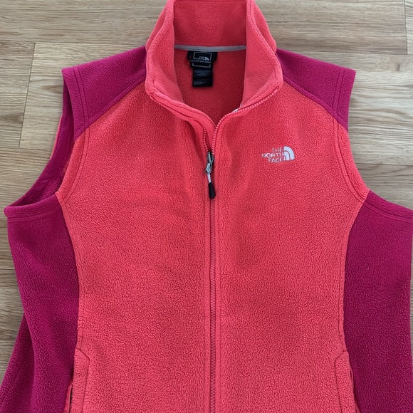 The North Face Women's Colorblock Fleece Vest XL Pink Coral Cozy Winter Soft - Picture 3 of 7
